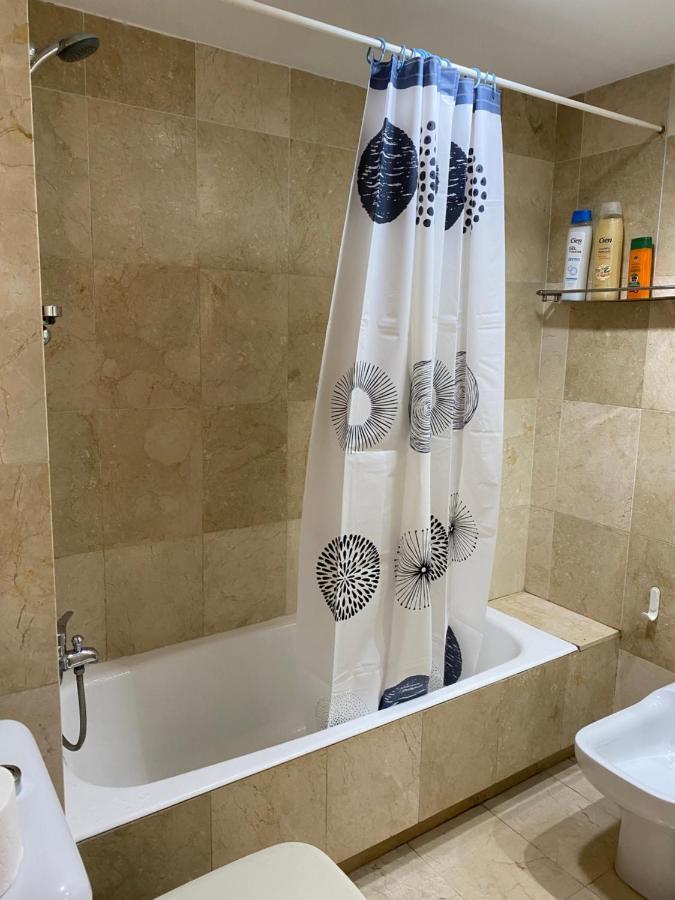 Centro Privada En Compartidos Habitación en casa particular